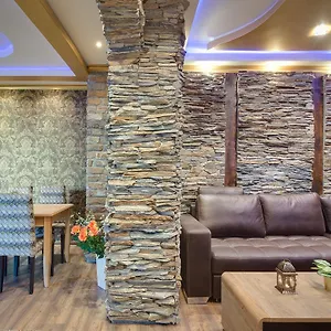 Unique Atmosphere With Golden Standard Design Sofia