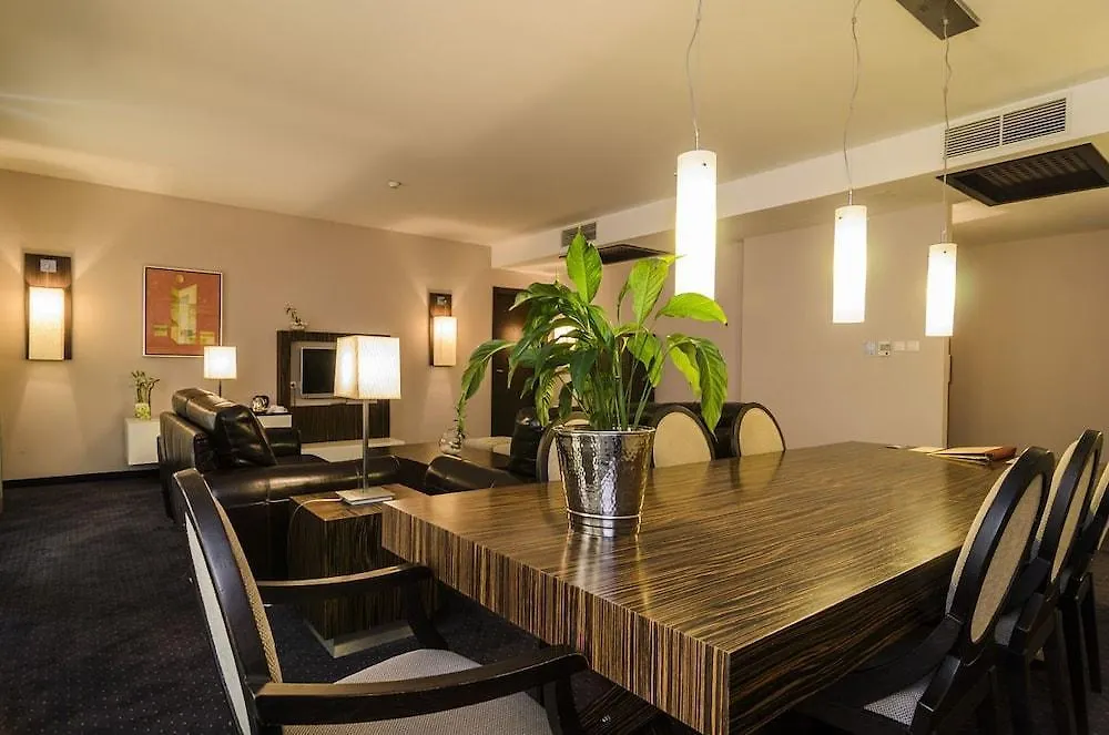 Metropolitan Hotel Sofia, A Member Of Radisson Individuals 4*,